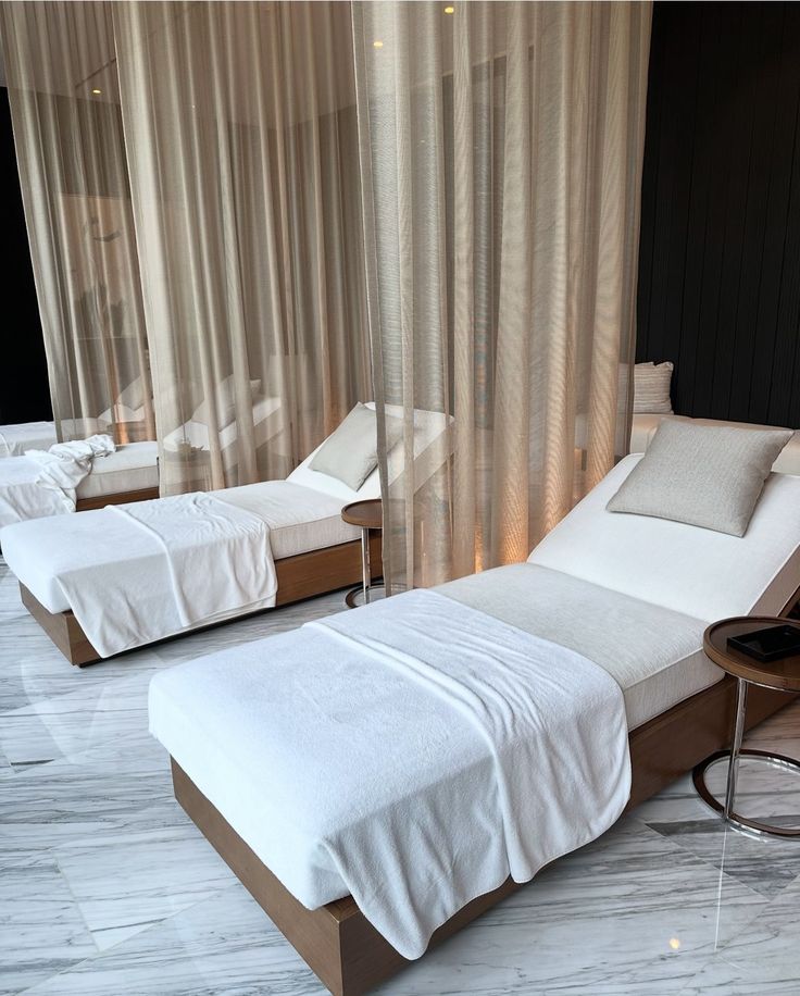 Reference image of a warm treatment room