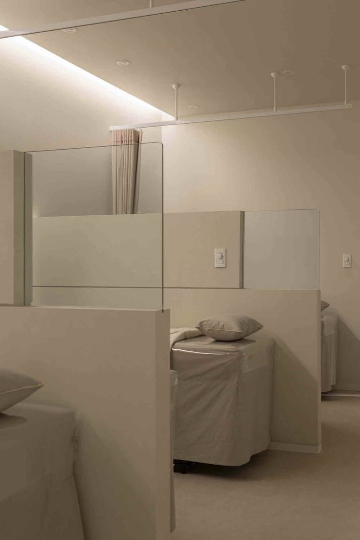 Reference image of a quiet massage room